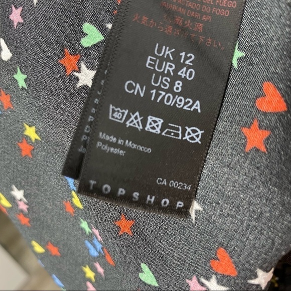 TOPSHOP Star Print Cropped Blouse - Picture 6 of 6